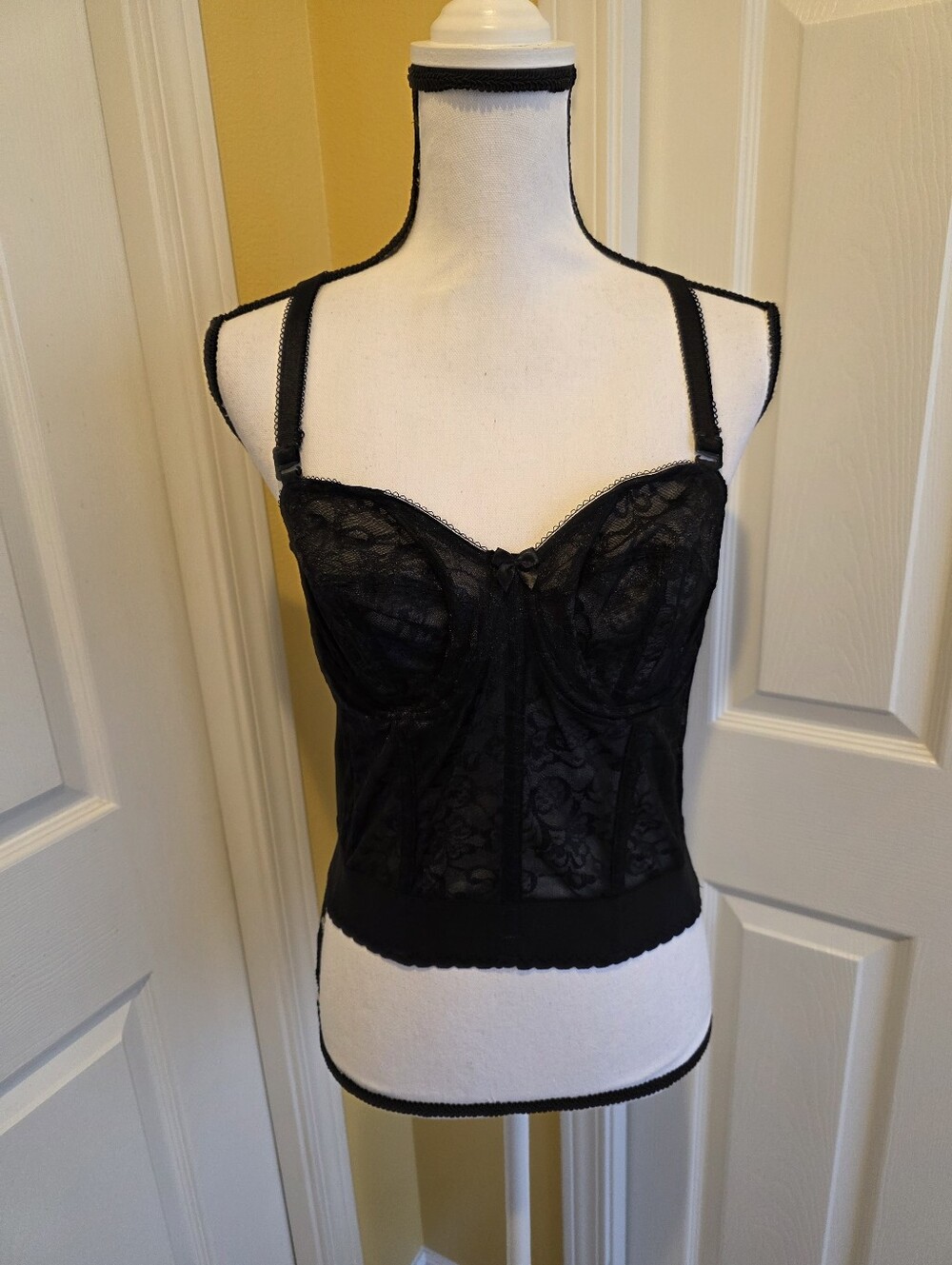 GODDESS BLACK BUSTIER , SIZE 36C, NEW